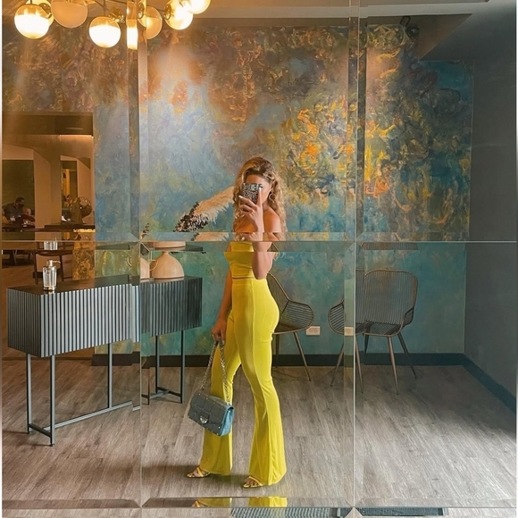 Mint Yellow Green Women's Matching Two Piece - Picture 3 of 3